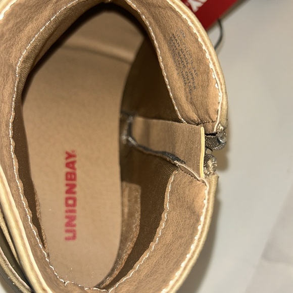 Unionbay Tilly Women's Ankle Boots NWT 1”heal tan color zipper close - Picture 4 of 7